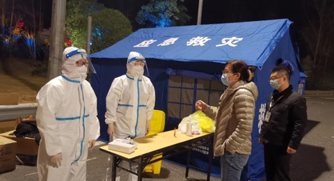 【致敬】谢谢你，这个冬天坚守防疫一线的最美“大白
