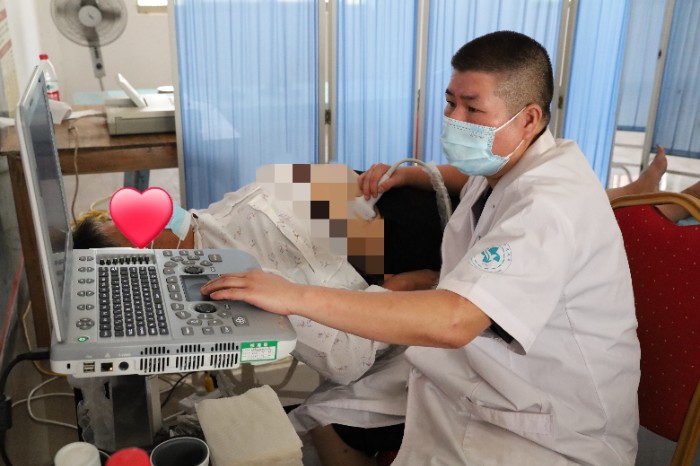 超声检查_副本.jpg