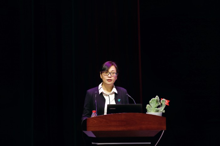 杨向红院长.JPG