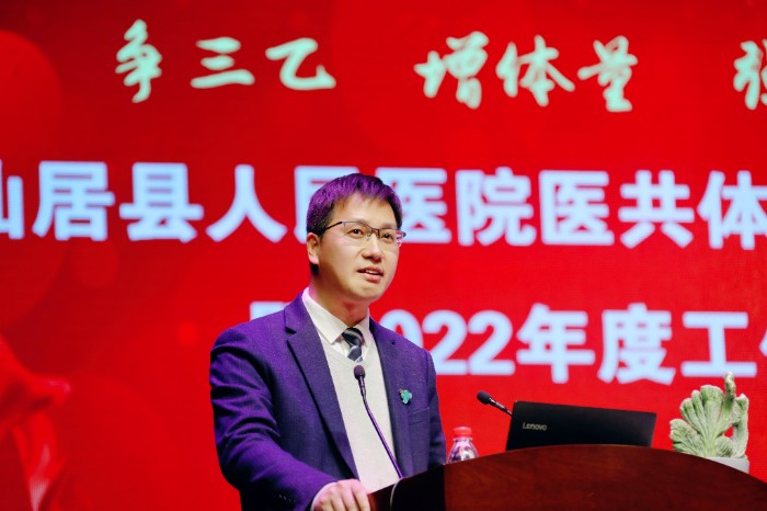 张国兵副院长.JPG
