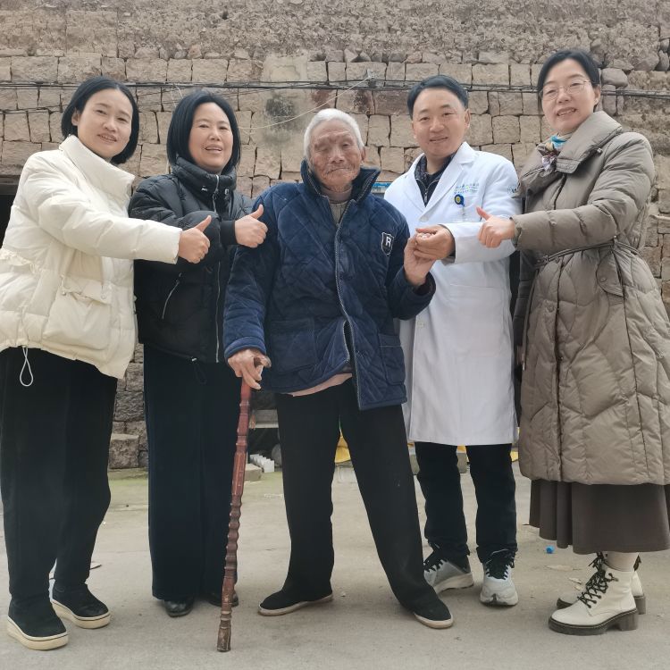 简篇-“莲”心服务  关爱百姓仙医健康宣讲团第十一站走进下底垟村、下加庄村