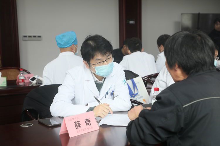简篇-院企共建  搭造健康桥梁  仙医健康宣讲团第十站走进仙通