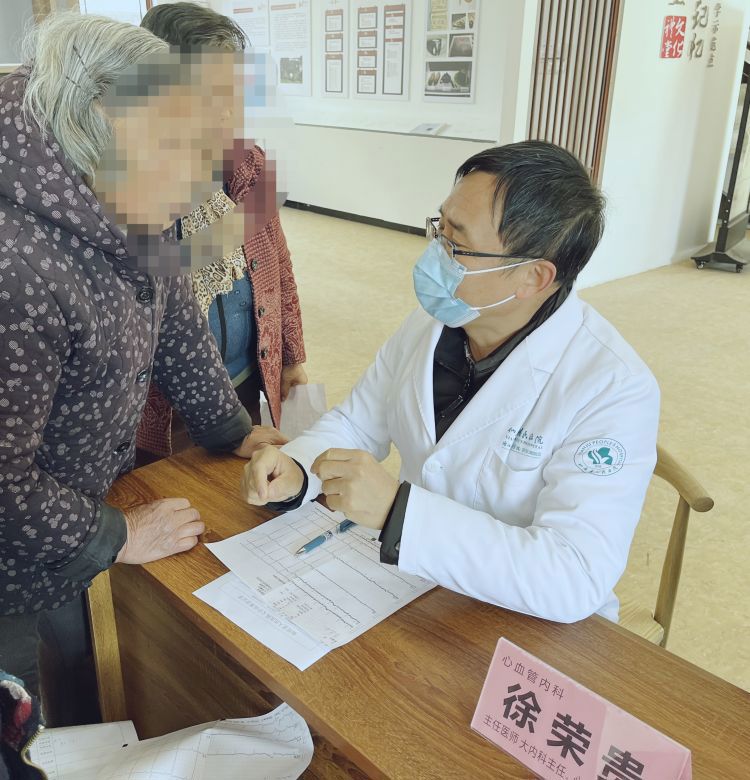 简篇-心系百姓  助力健康仙医健康宣讲团第十四站走进田市李宅