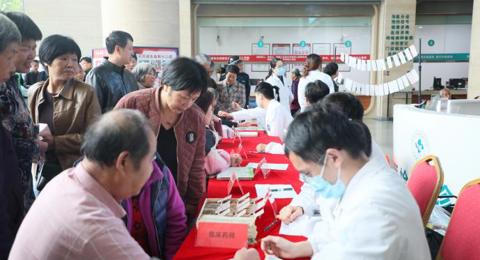 微战无敌，智胜菌海——我院开展世界提高抗生素认识周活动